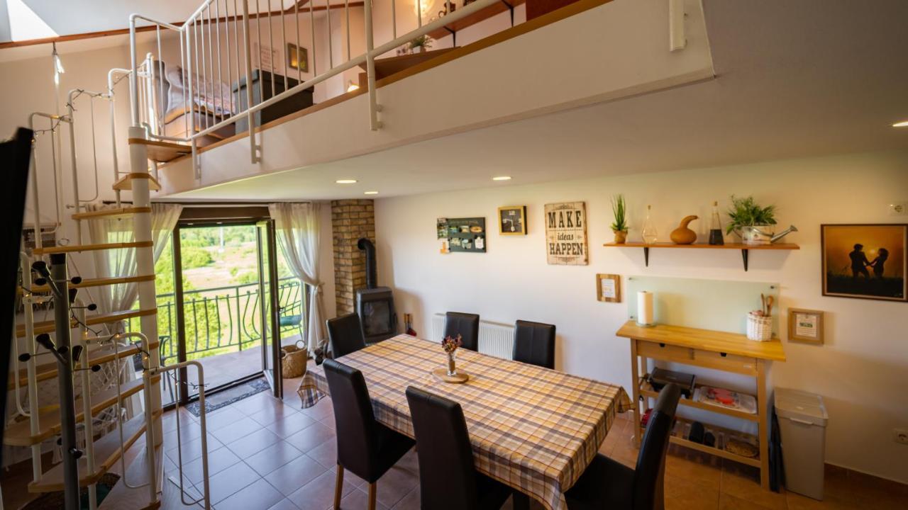 Specious Apartment Manitu In Forest Countryside Fužine Екстериор снимка